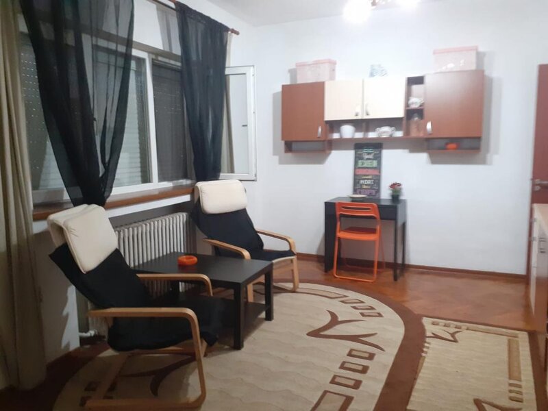 Piata Romana, metrou, ASE,