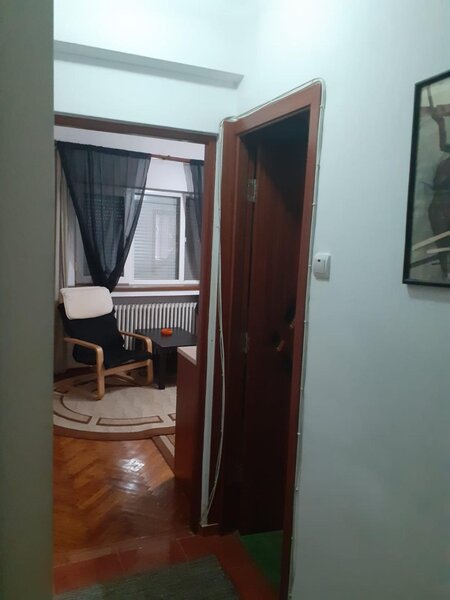 Piata Romana, metrou, ASE,